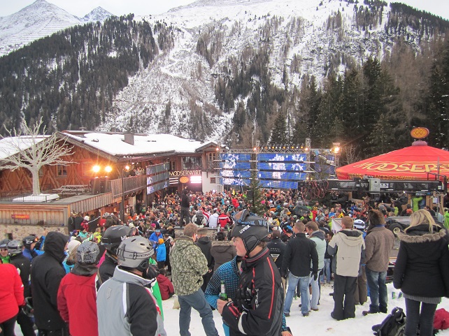 Der MooserWirt: Après Ski in St. Anton am Arlberg ©Snowplaza apres ski MooserWirt