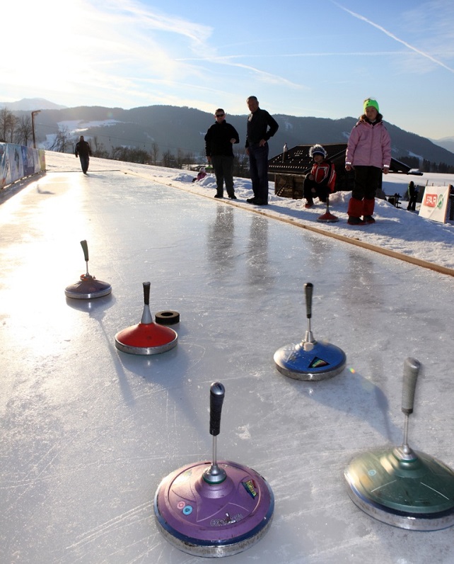 Eisstockschiessen in Itter, fotograaf Hannes Dabernig